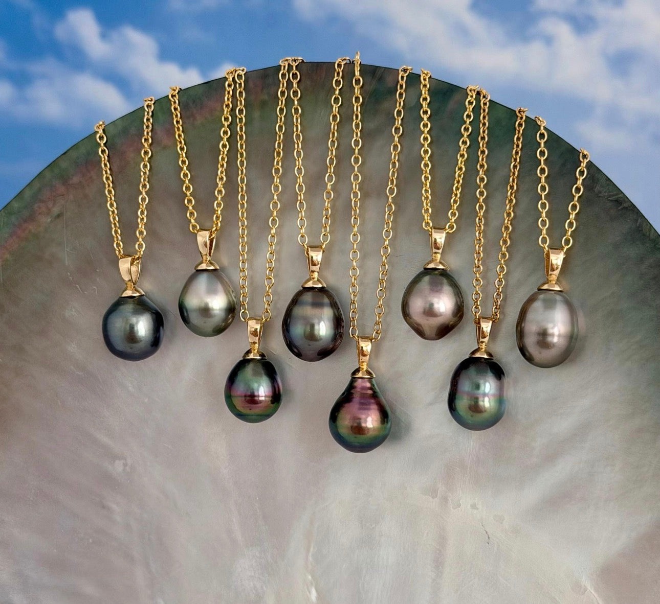 DOORBUSTER Tahitian Black Pearl Pendant: In Solid Gold